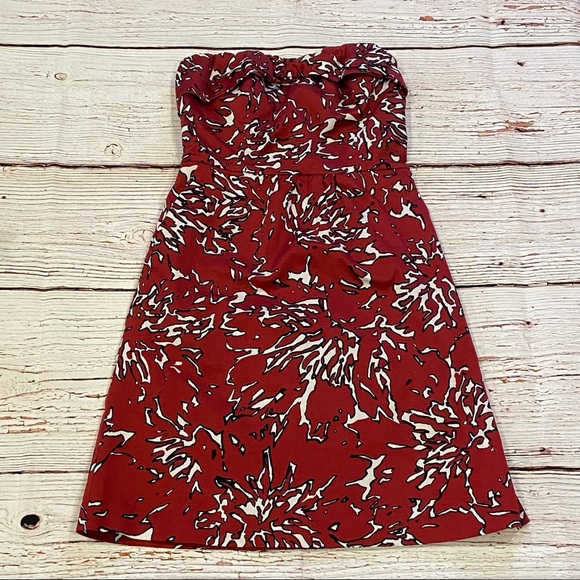 The Limited Dresses & Skirts - The Limited Abstract Floral Print Dark Red Strapless Dress Sz 0